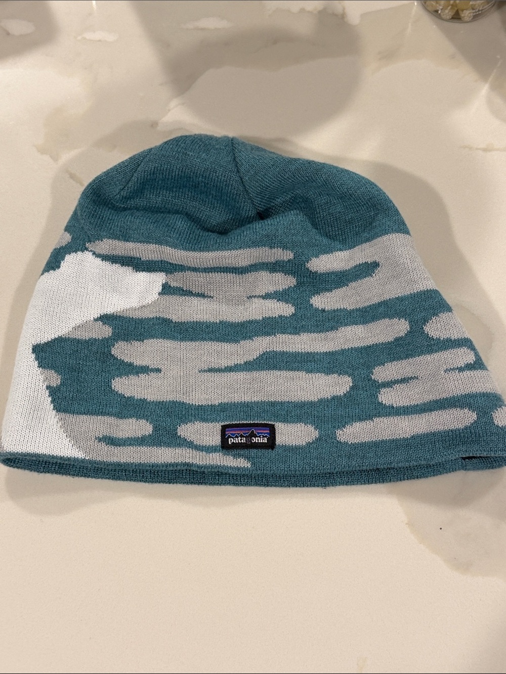 Patagonia Teal and Light Gray Cloud Pattern Beanie